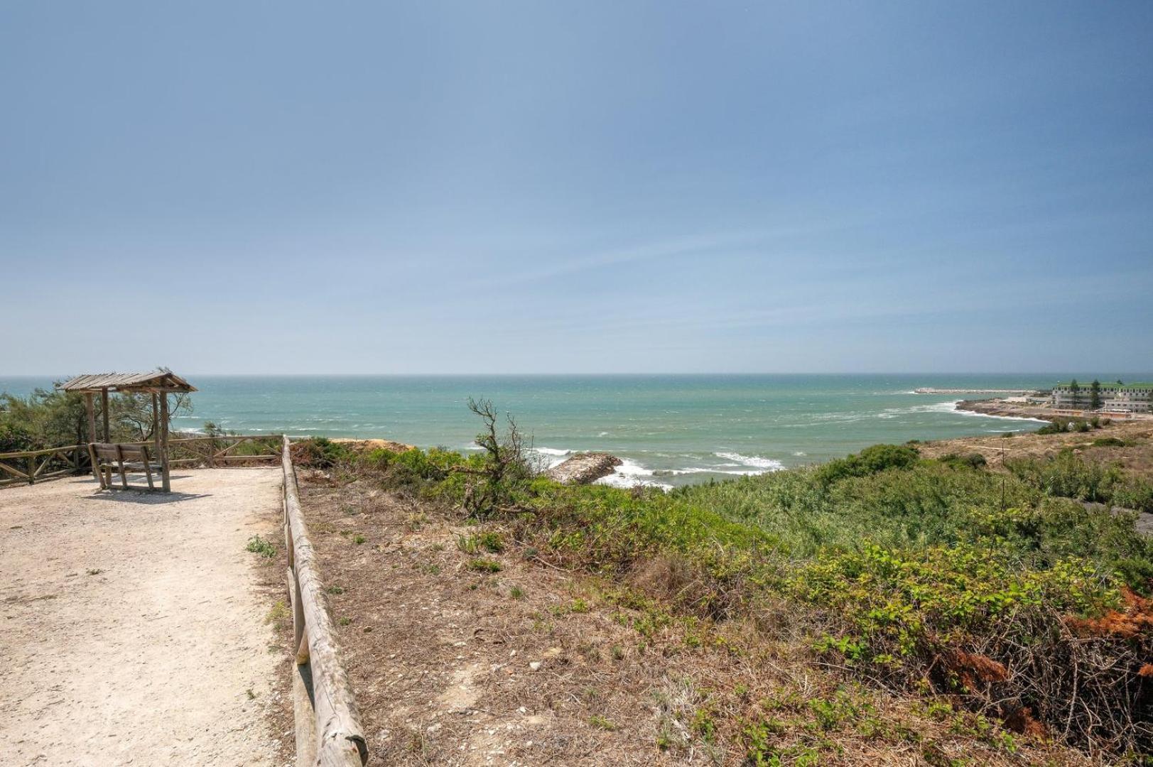 Guestready - Floral Ericeira Residence Bagian luar foto
